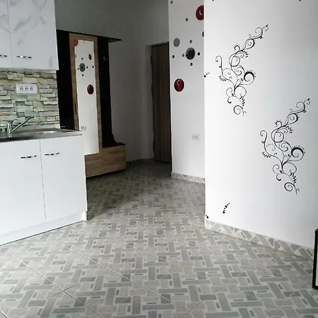 Adina Appartement *